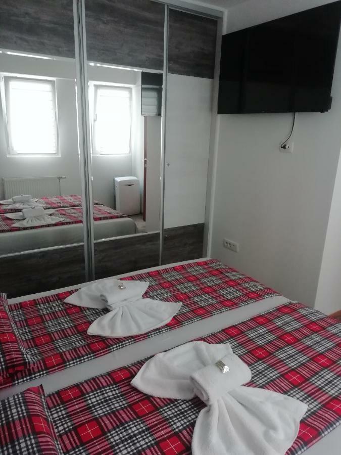 Apartman Centar 2 อูชิเซ ภายนอก รูปภาพ