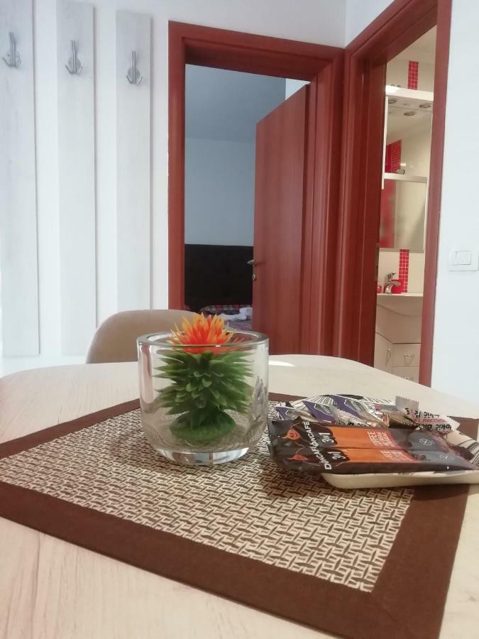 Apartman Centar 2 อูชิเซ ภายนอก รูปภาพ